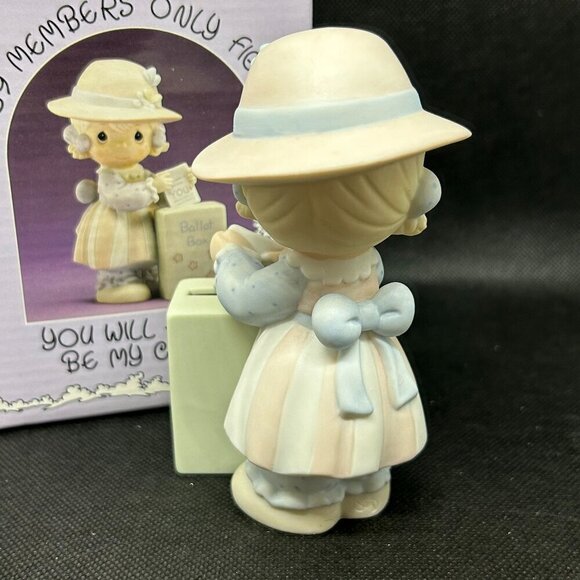 Precious Moments 1989 Members Only "You Will Always Be My Choice" figurine - Picture 2 of 5